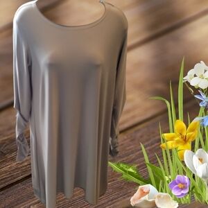 SYMPLI Canada Tan Long Ruched Sleeve Tunic Sz 8 Slinky Fabric Wrinkle Free